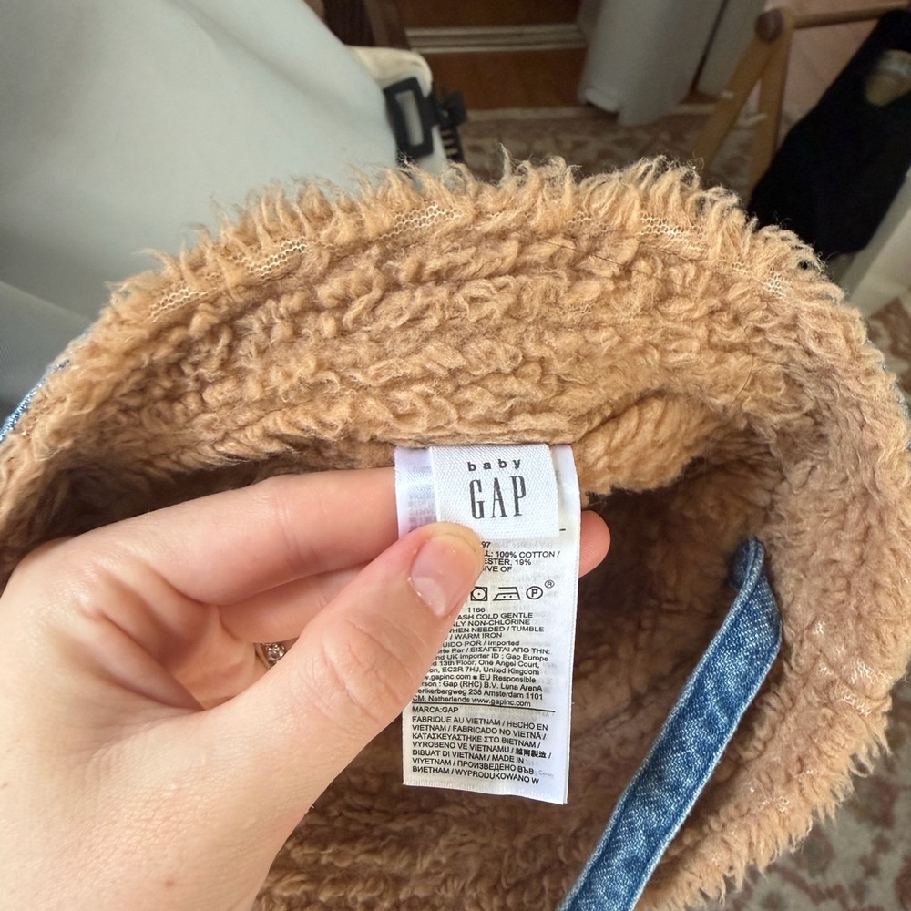 BABY GAP hat - Picture 5 of 12